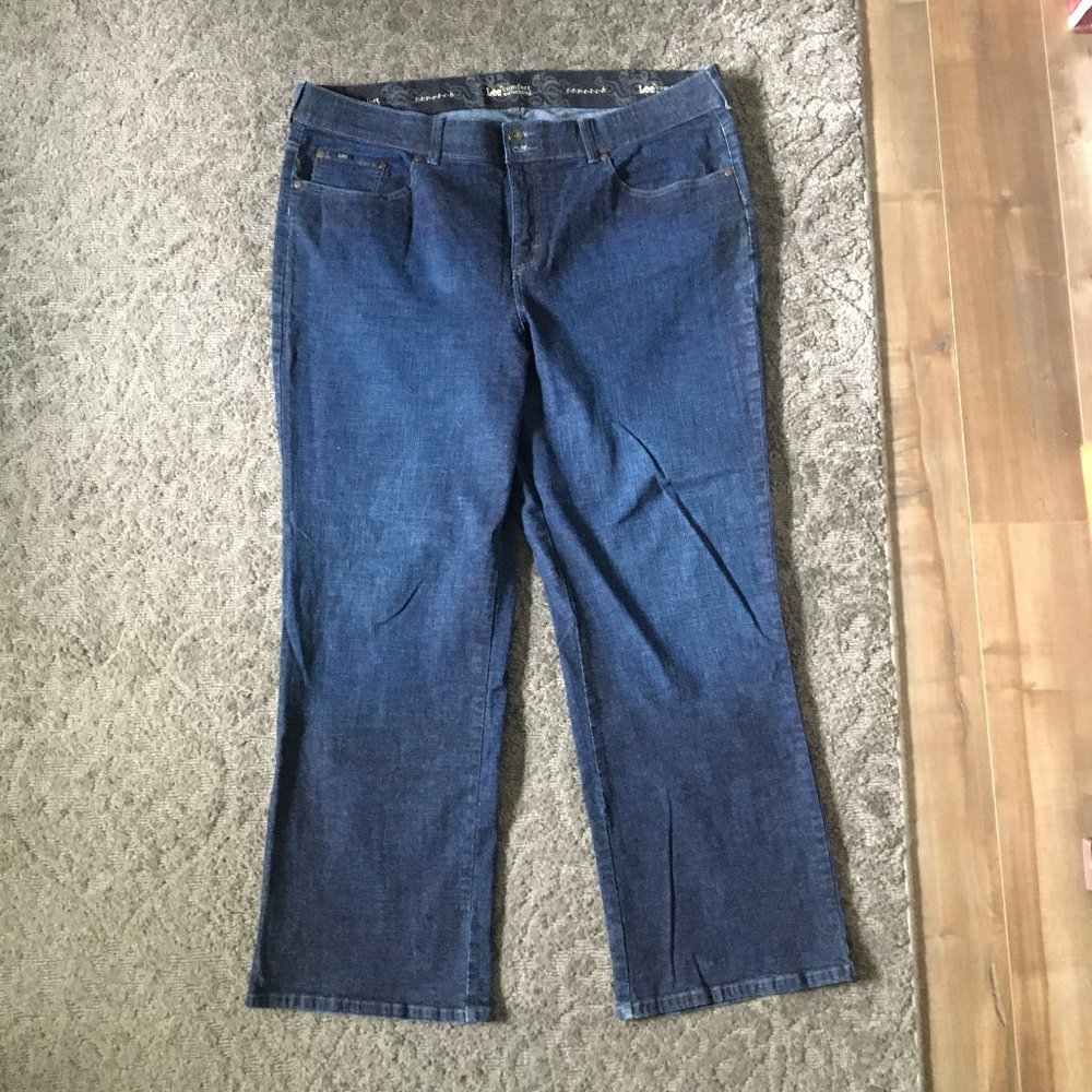 Lee size 22 Jeans, dark wash with flap pockets